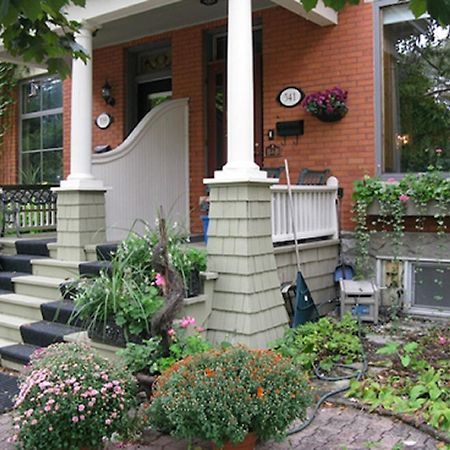 Avalon Bed And Breakfast Ottawa Exterior foto